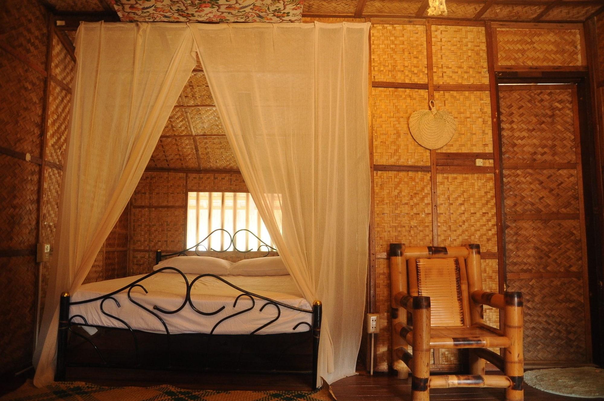 Amami Beach Resort Пуэрто-Галера Экстерьер фото