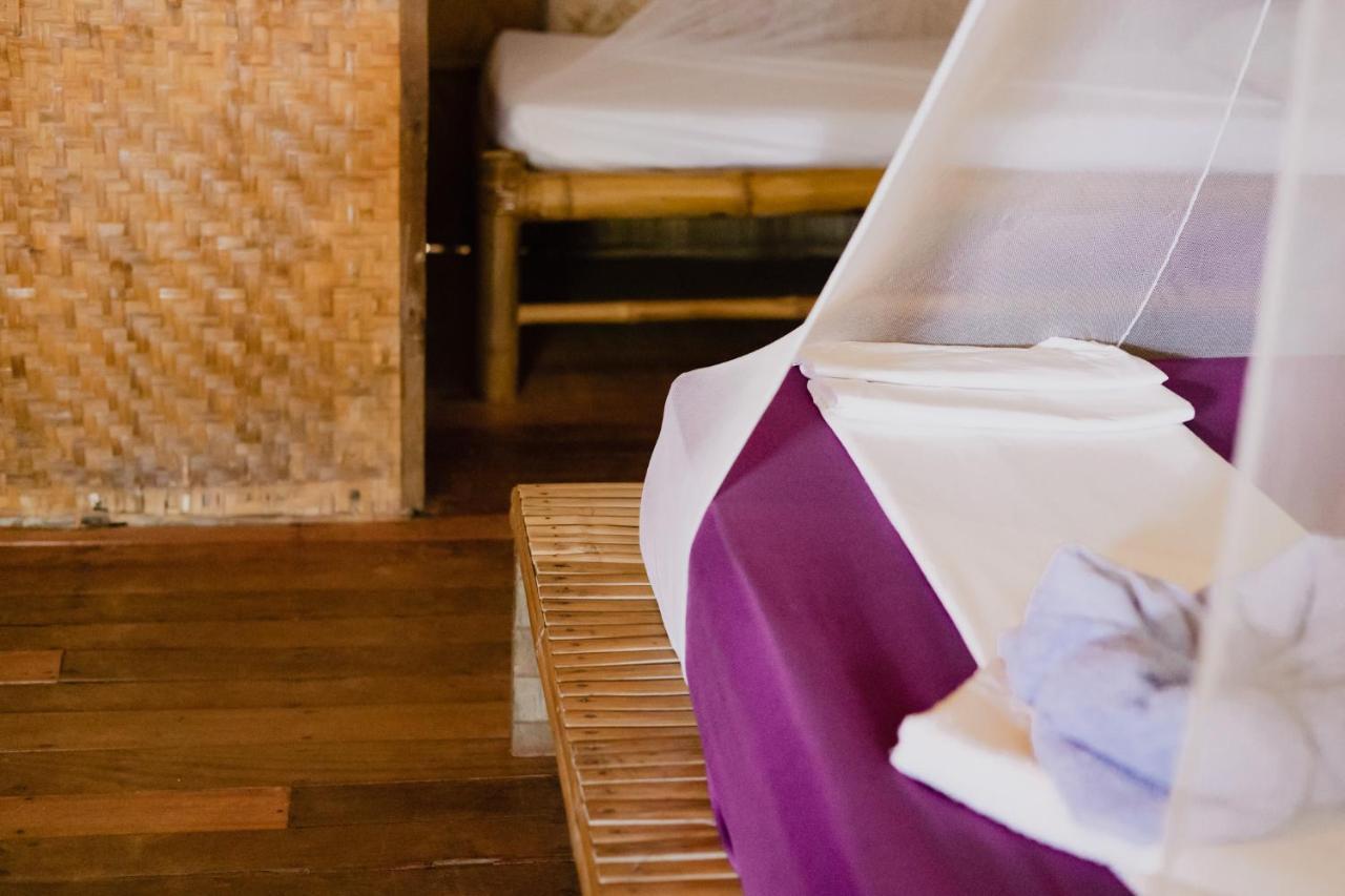 Amami Beach Resort Пуэрто-Галера Экстерьер фото