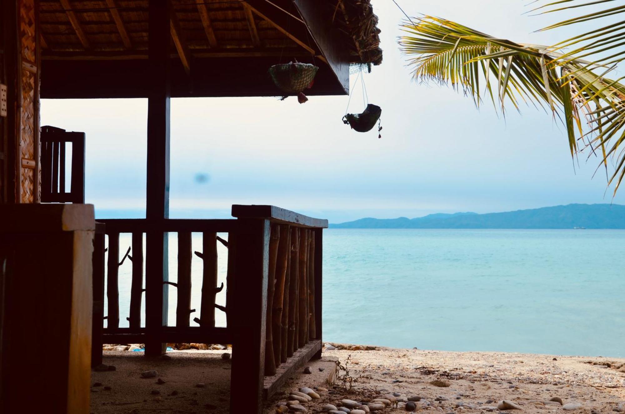 Amami Beach Resort Пуэрто-Галера Экстерьер фото