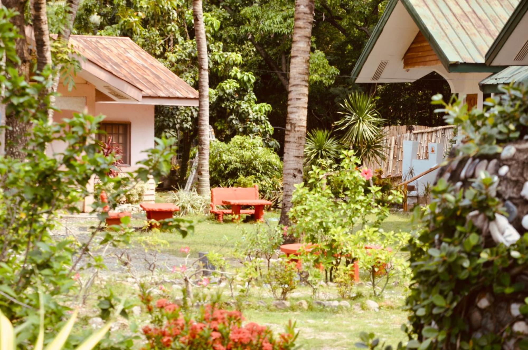 Amami Beach Resort Пуэрто-Галера Экстерьер фото