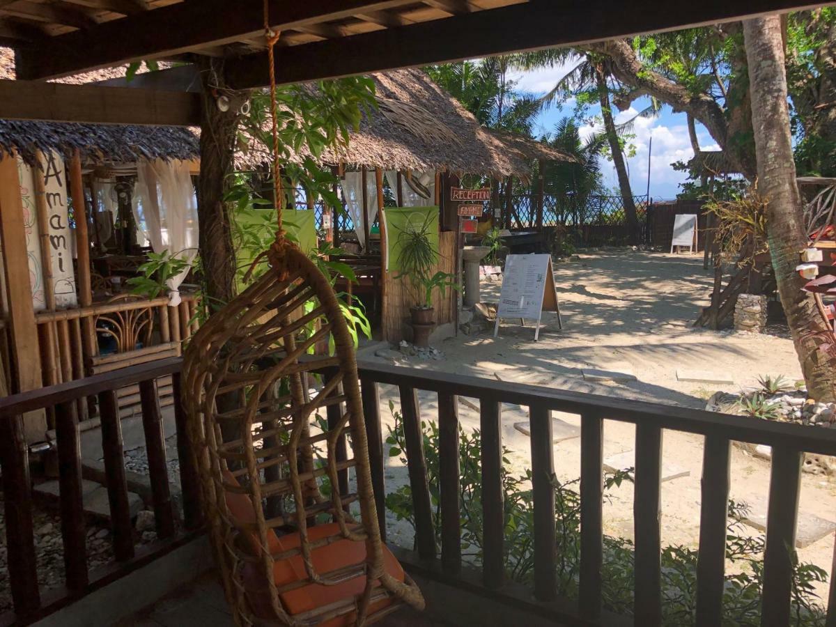 Amami Beach Resort Пуэрто-Галера Экстерьер фото