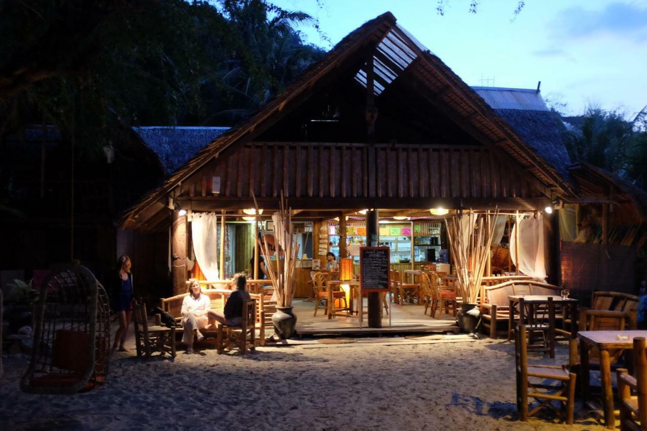 Amami Beach Resort Пуэрто-Галера Экстерьер фото